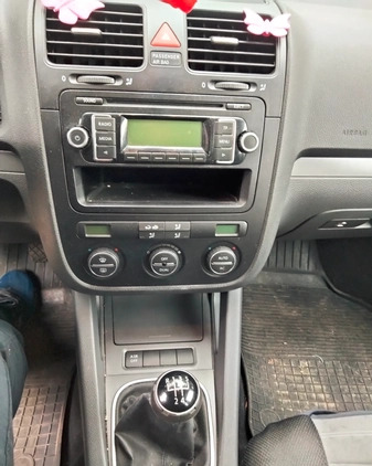 Volkswagen Golf cena 15900 przebieg: 210000, rok produkcji 2008 z Sanok małe 191